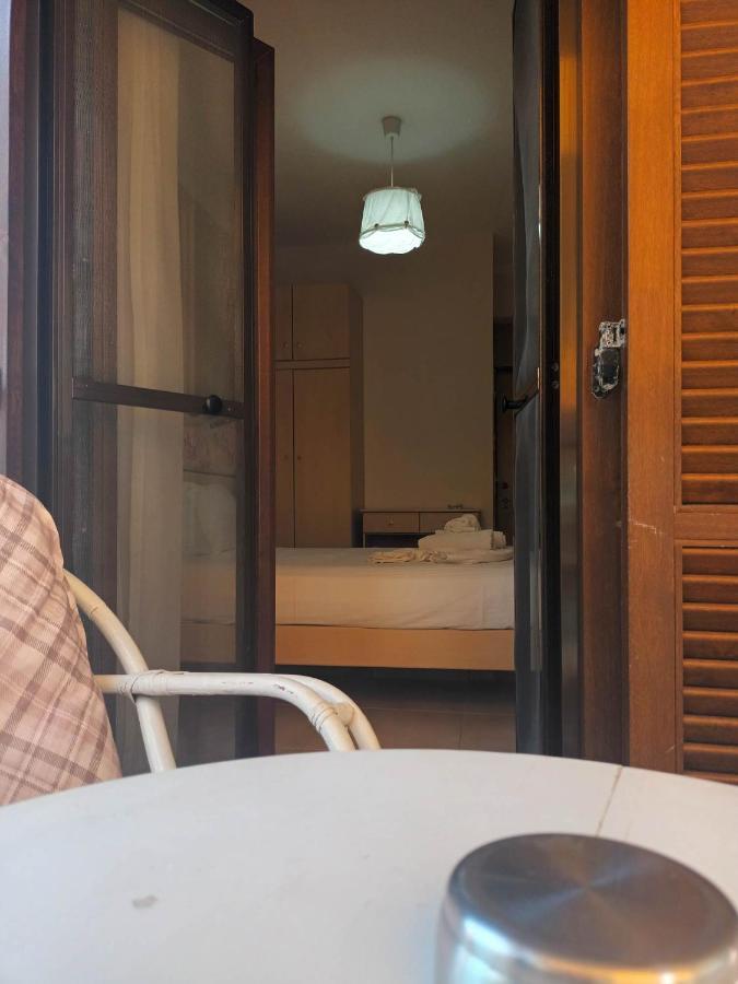 Hotel Viky Сарти Екстериор снимка