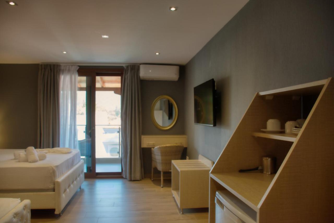 Hotel Viky Сарти Екстериор снимка
