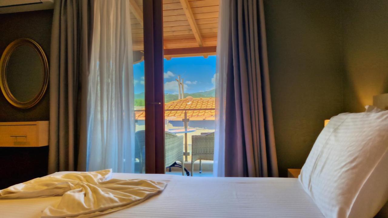 Hotel Viky Сарти Екстериор снимка
