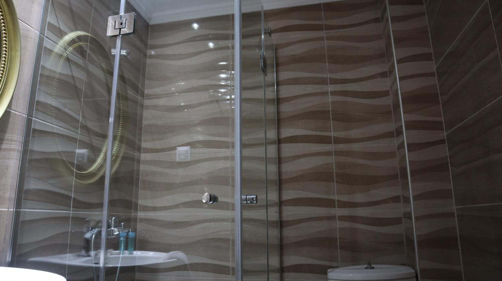 Hotel Viky Сарти Екстериор снимка